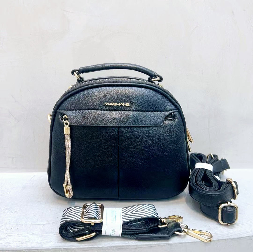 MOCHILA CONVERTIBLE NEGRA