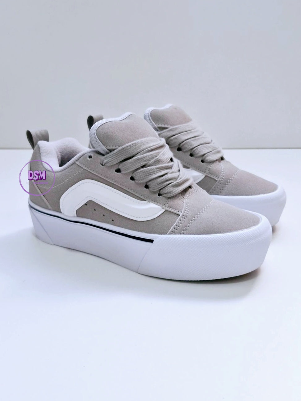 ZAPATILLA URBANA KNU GRIS
