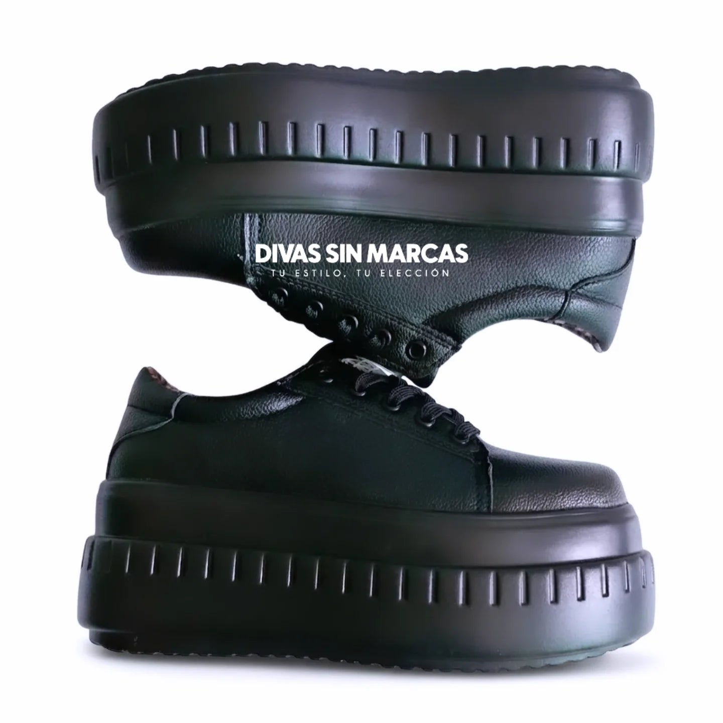 ZAPATILLA PLATAFORMA NEGRA CORAZÓN