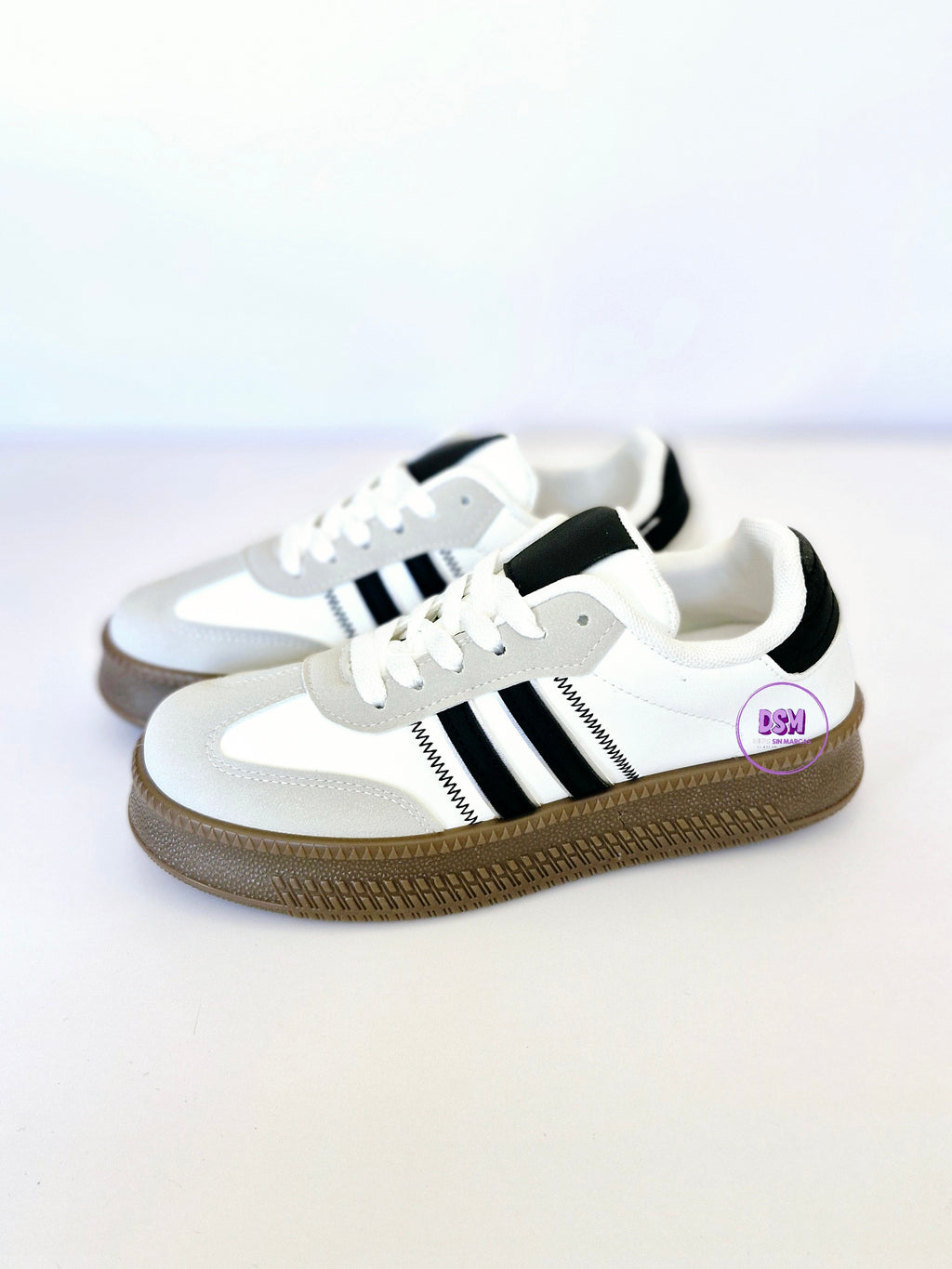 ZAPATILLA URBANA RETRO BLANCA