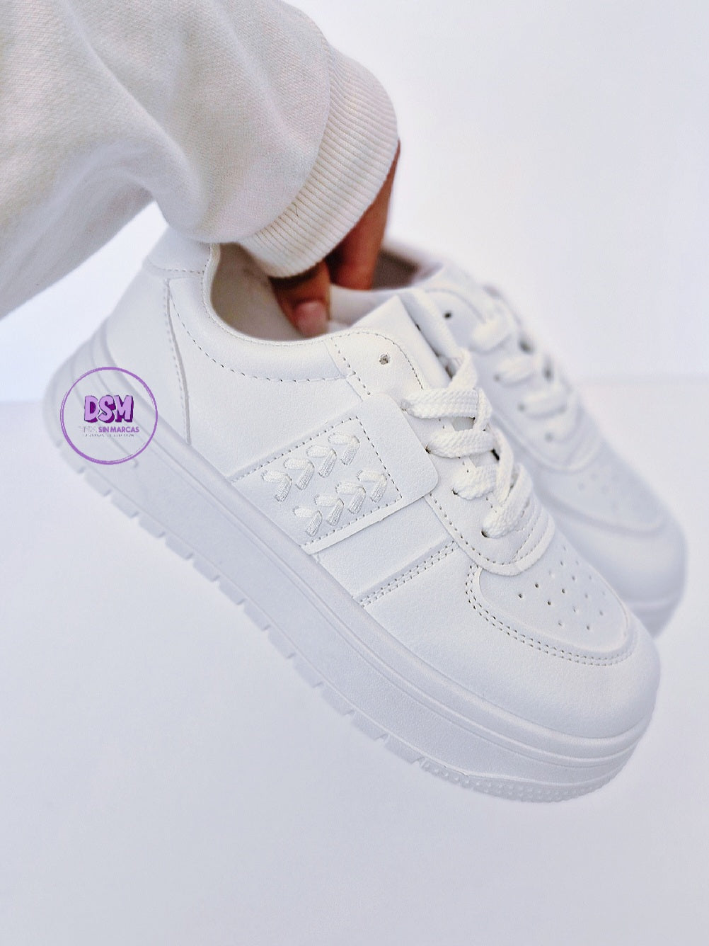 ZAPATILLA BLANCA TRENZADO