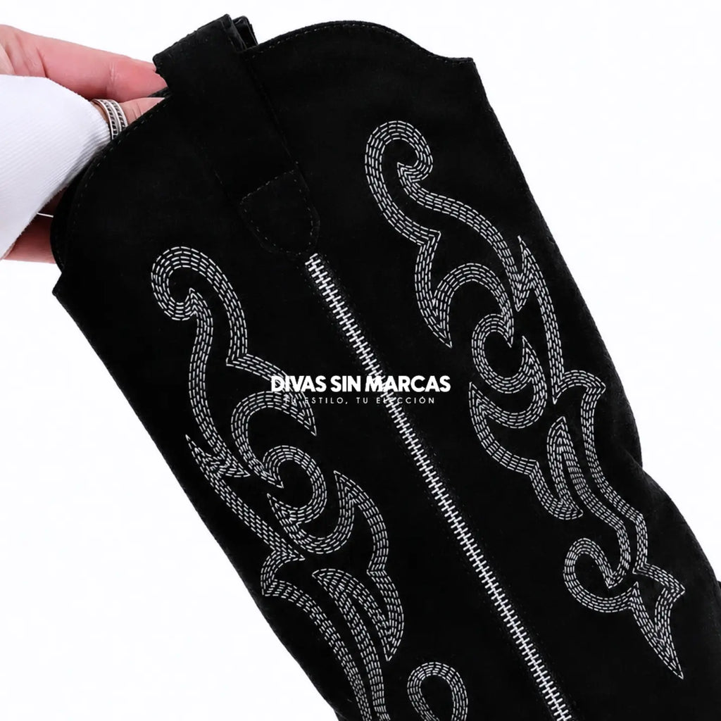 BOTA TEXANA CON POLAINA BORDADA