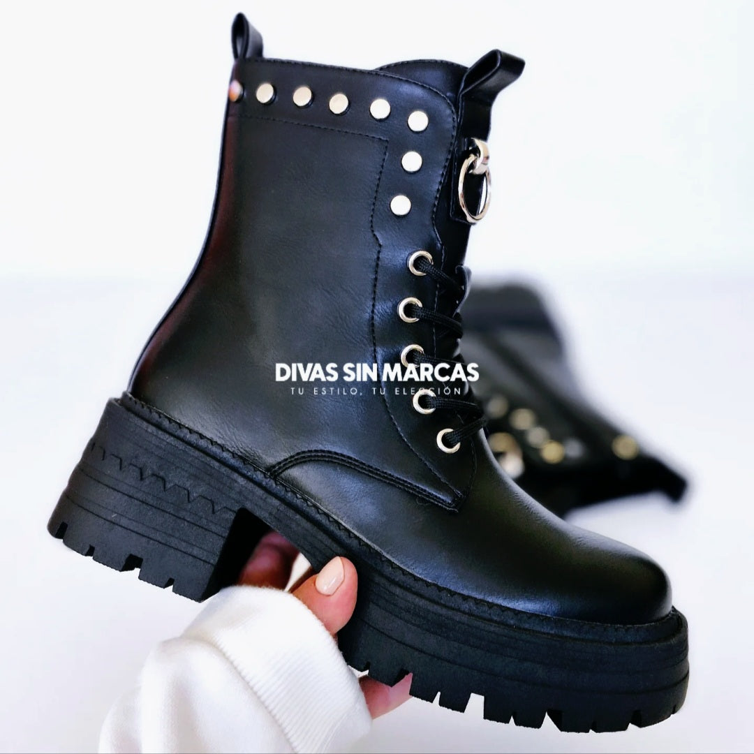 BOTIN NEGRO TACHAS